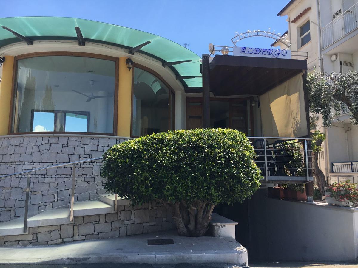 La Conchiglia 호텔 스펠론가 외부 사진
